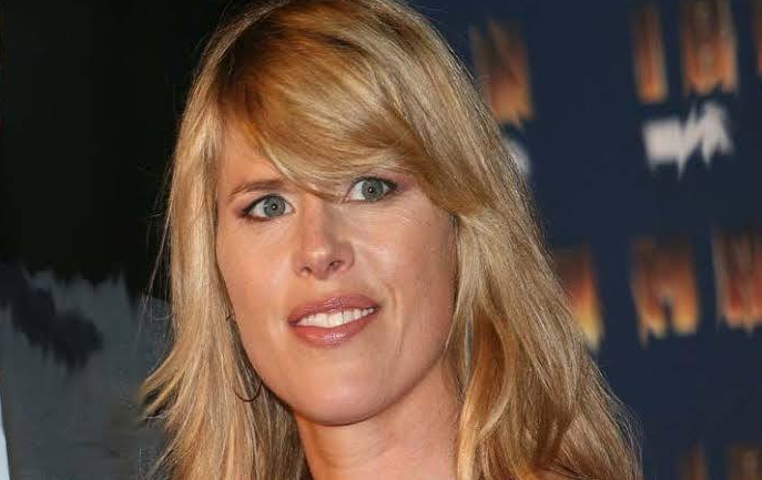 Who Is Brighton Rose Favreau Actress Carrying Jon Favreau's Legacy brighton rose favreau