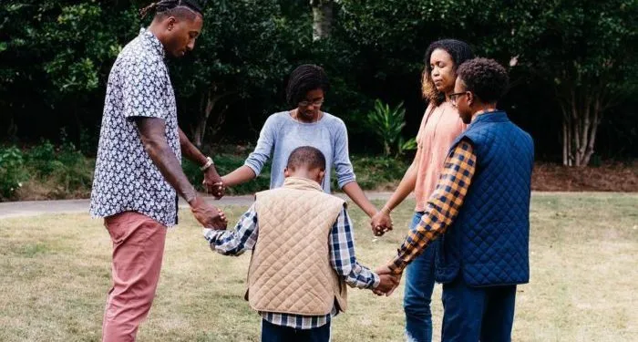 Who Is Darragh Moore? Inside the Life of Lecrae’s Partner darragh moore