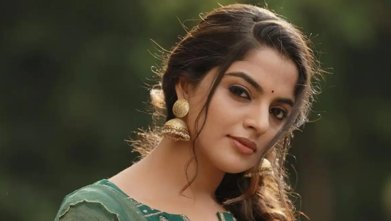 Who is Nikhila Vimal? All About the Talented Indian Actress Nikhila Vimal